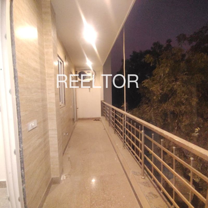 Shop For Sale In Kunde Uran