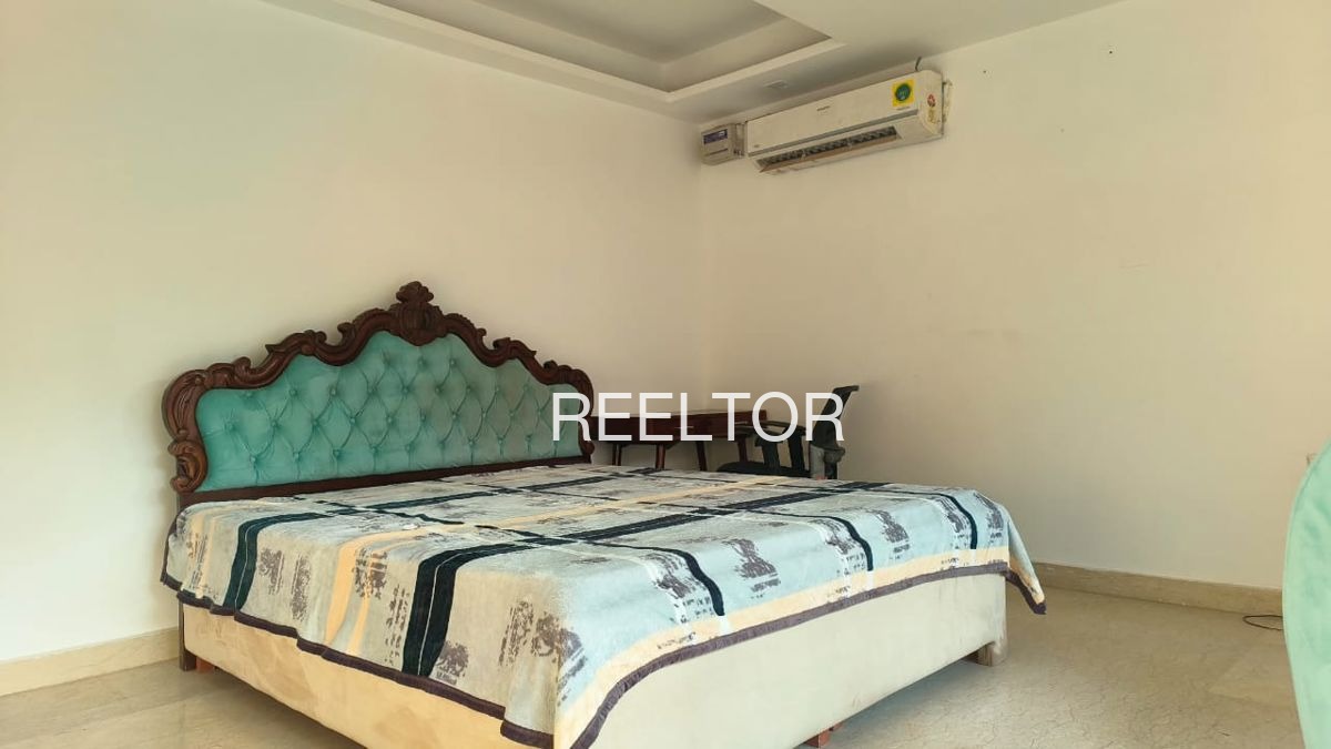 Shop For Rent In Khanatti Chandgad