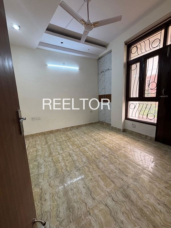 Shop For Sale In Chirad Murbad