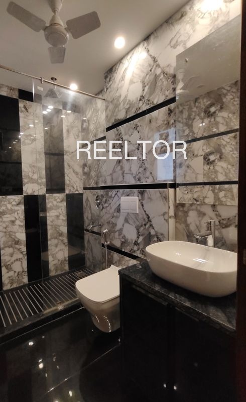 Shop For Sale In Chittora Phagi