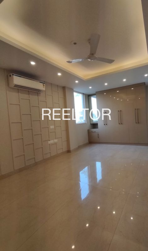 Shop For Rent In Khanatti Chandgad