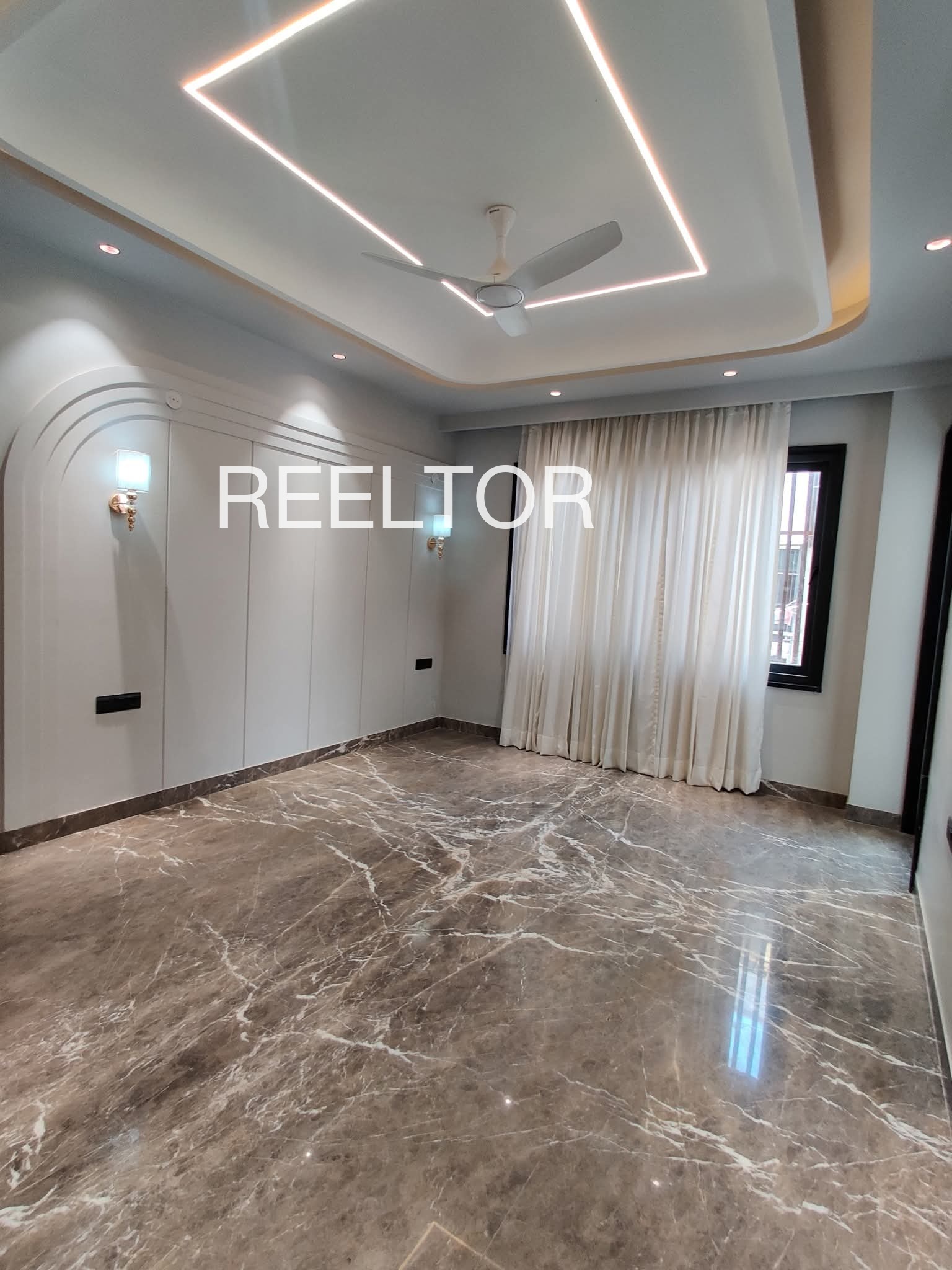 Shop For Sale In Idaguru Gubbi