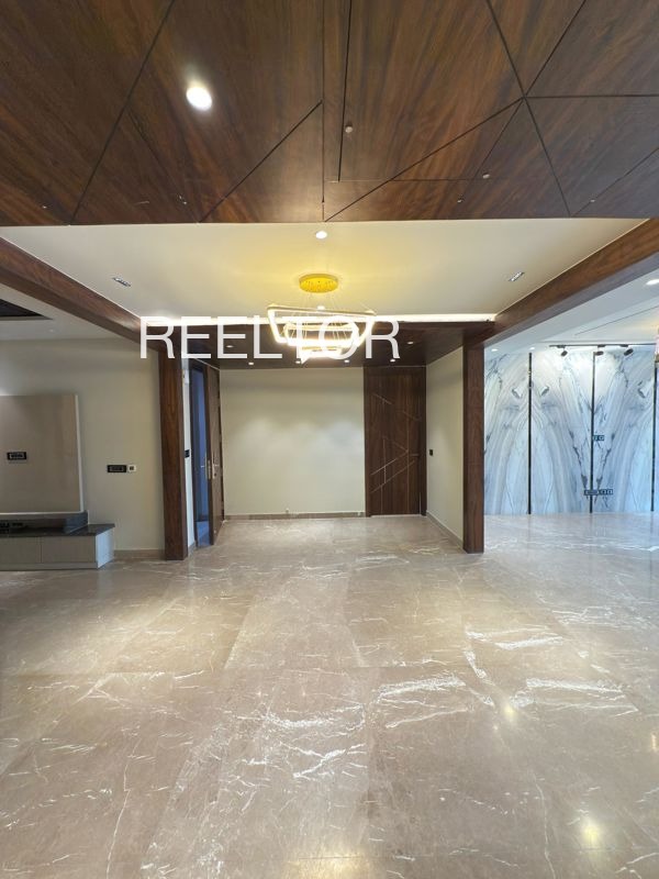 Shop For Rent In Kurla East