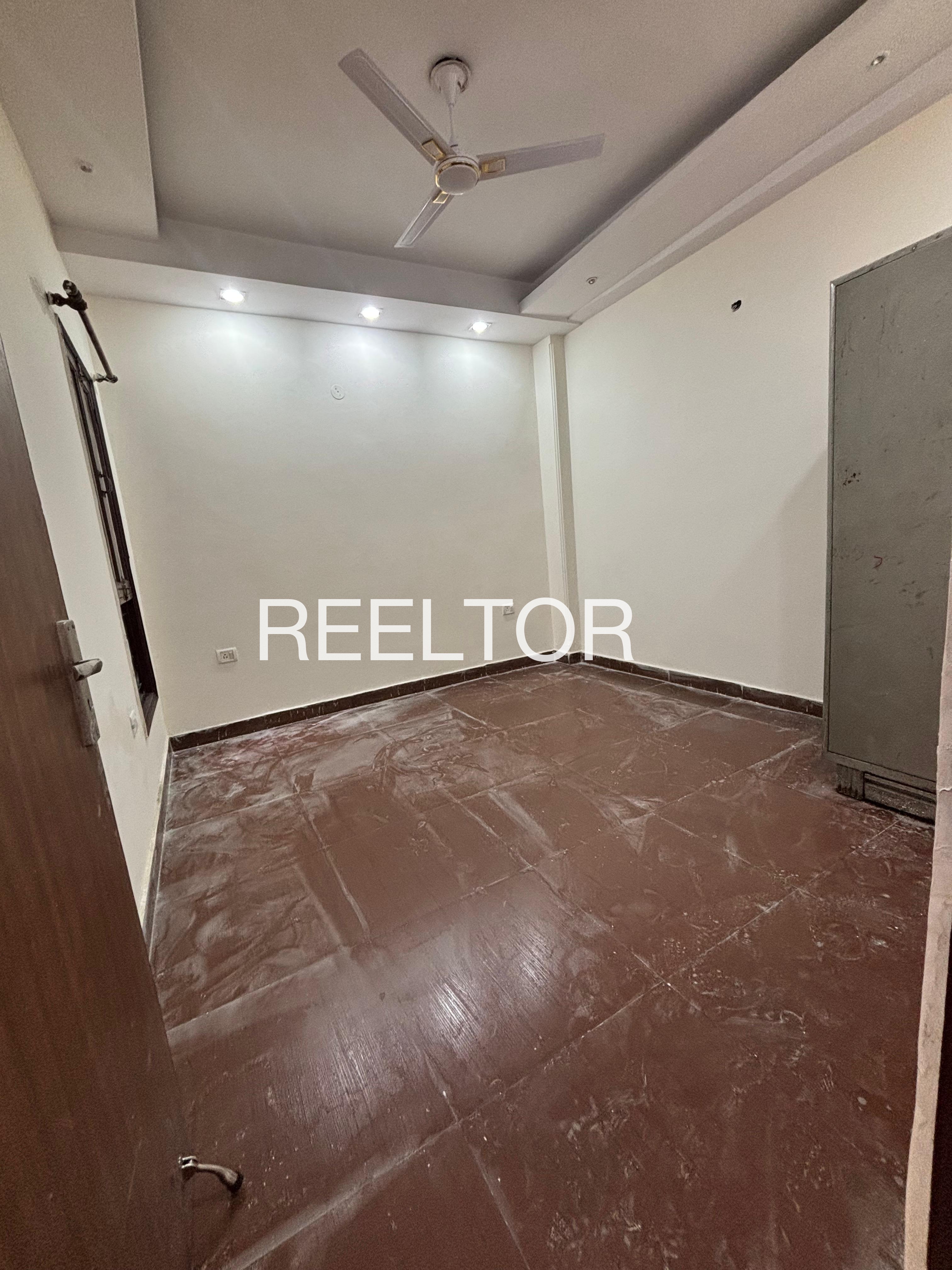 Shop For Sale In Daunapur Parli