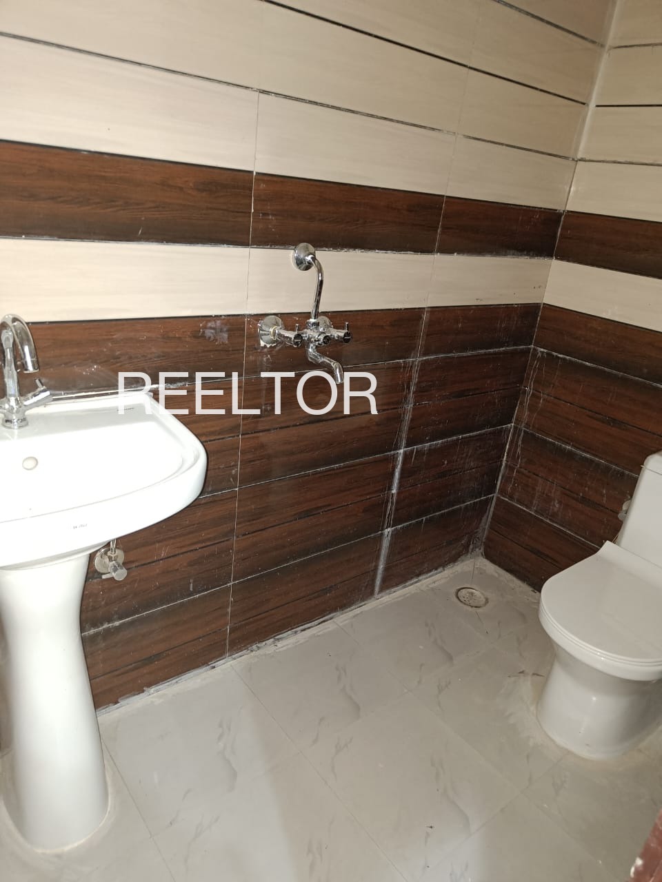 Shop For Rent In Nandola Kaman