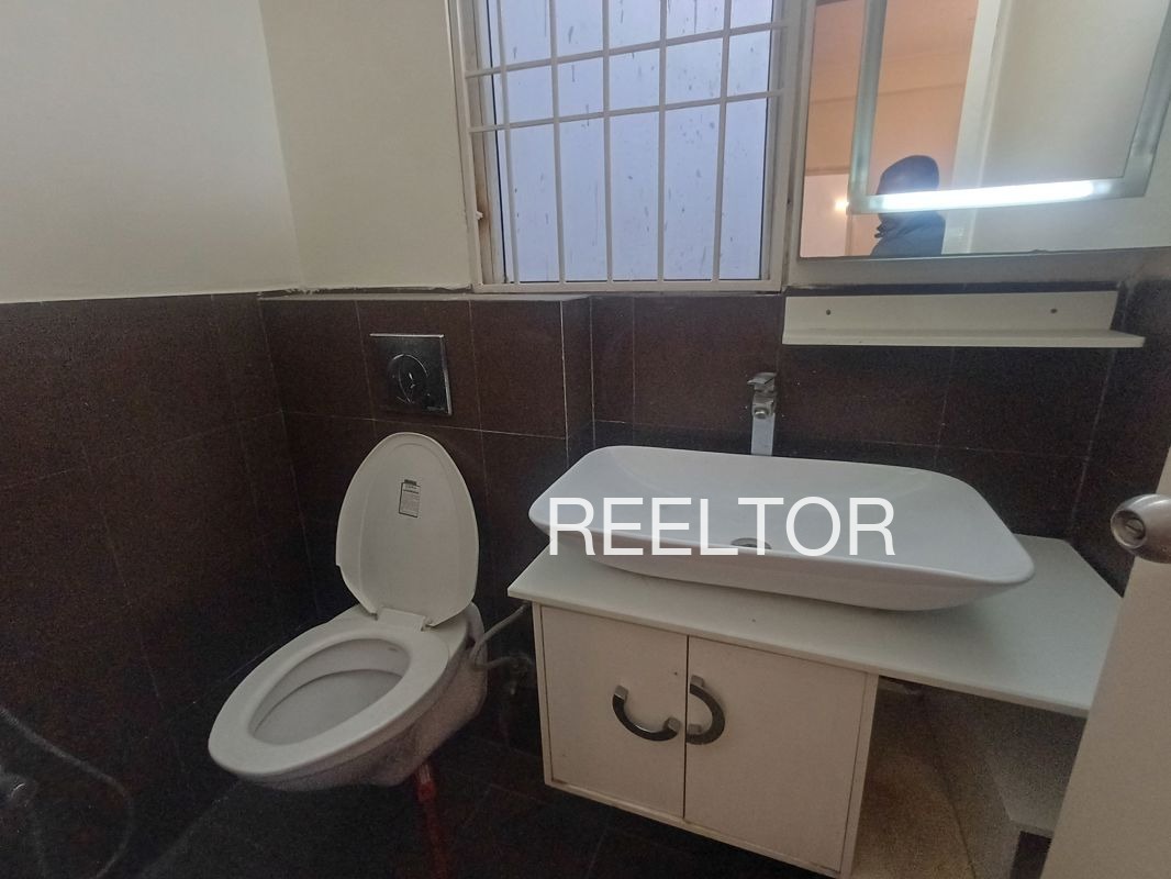 Shop For Rent In Kariparambu Tirurangadi