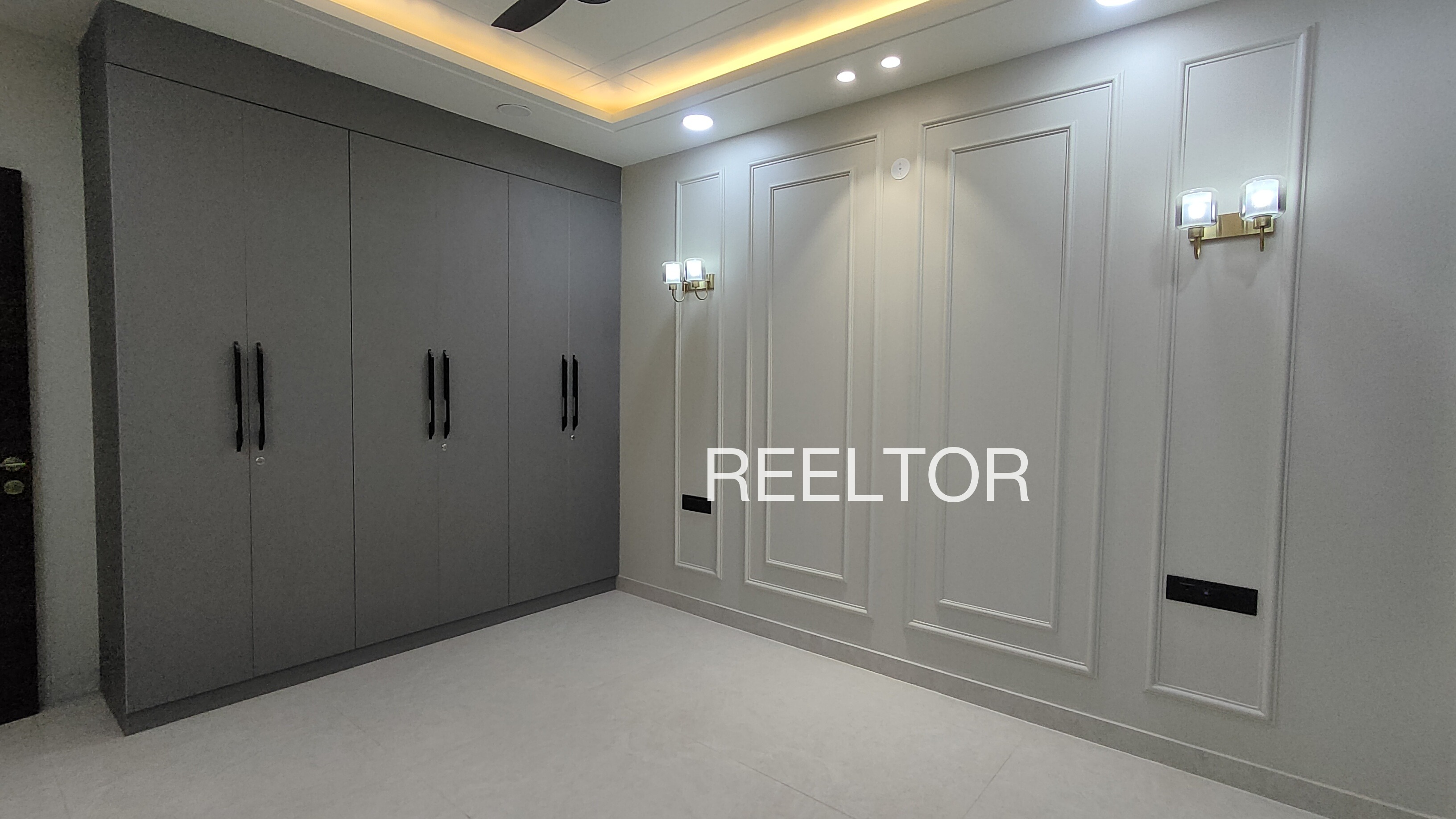 Shop For Sale In Mendha Bhimpur