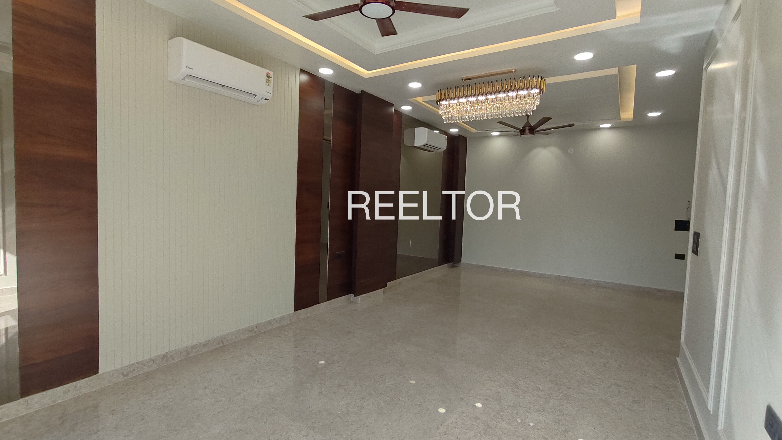 Shop For Rent In Njeezhoor Vaikom