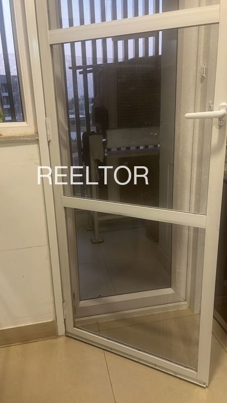 Shop For Sale In Ekuraula Syalde