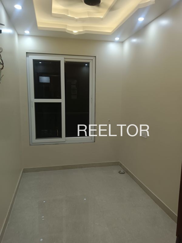 Shop For Rent In Chhichhawali Morena