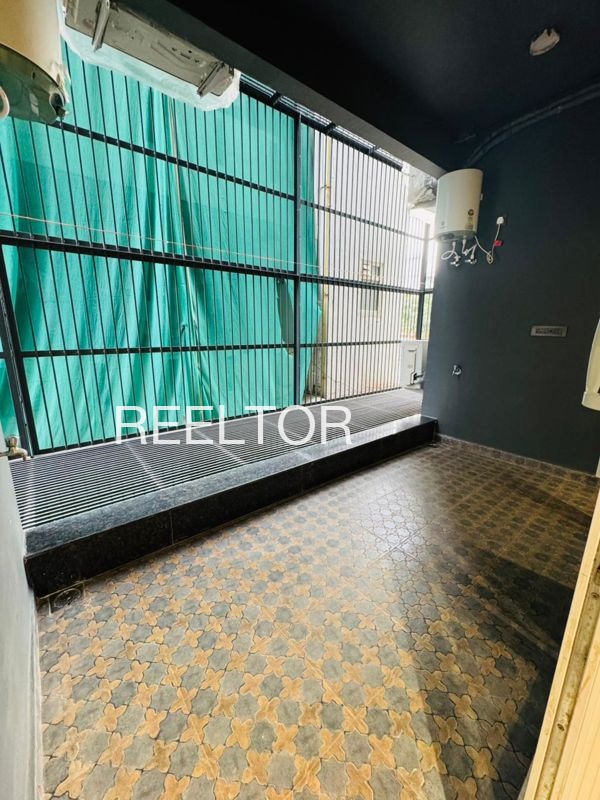 Shop For Rent In Tekridhana Chicholi