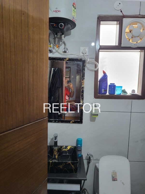 Shop For Sale In Solapurwadi Ashti