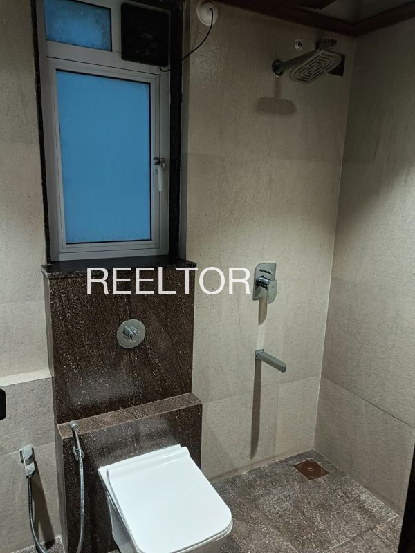 Rent House In Vikhroli East