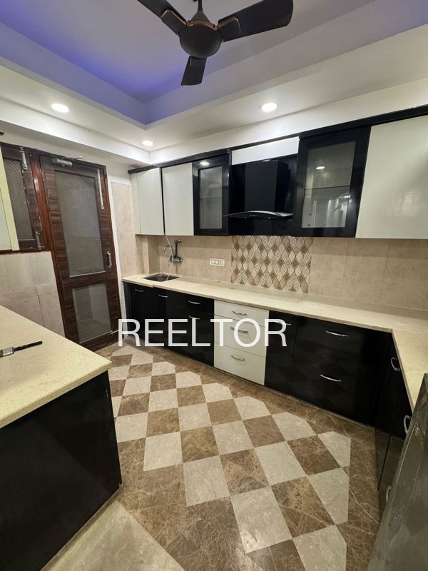 Shop For Rent In Kariparambu Tirurangadi