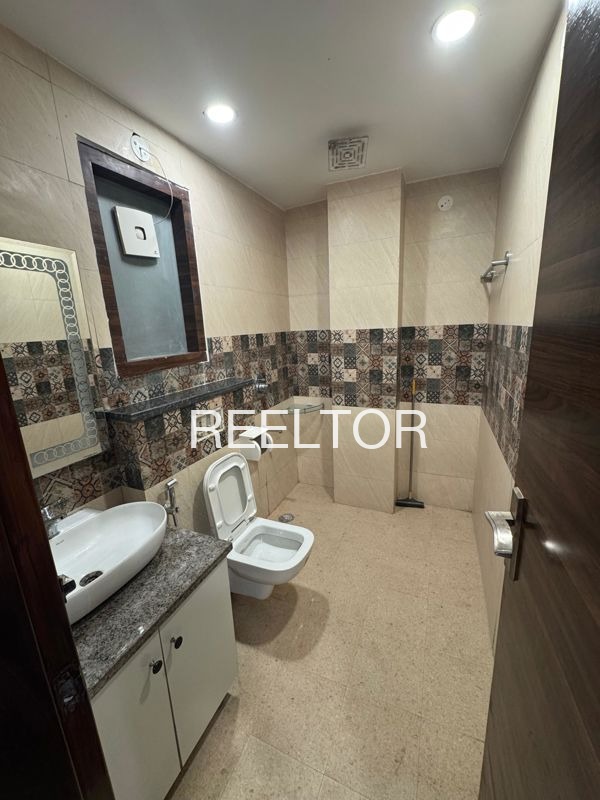 Shop For Rent In Morkhi Phillukhera