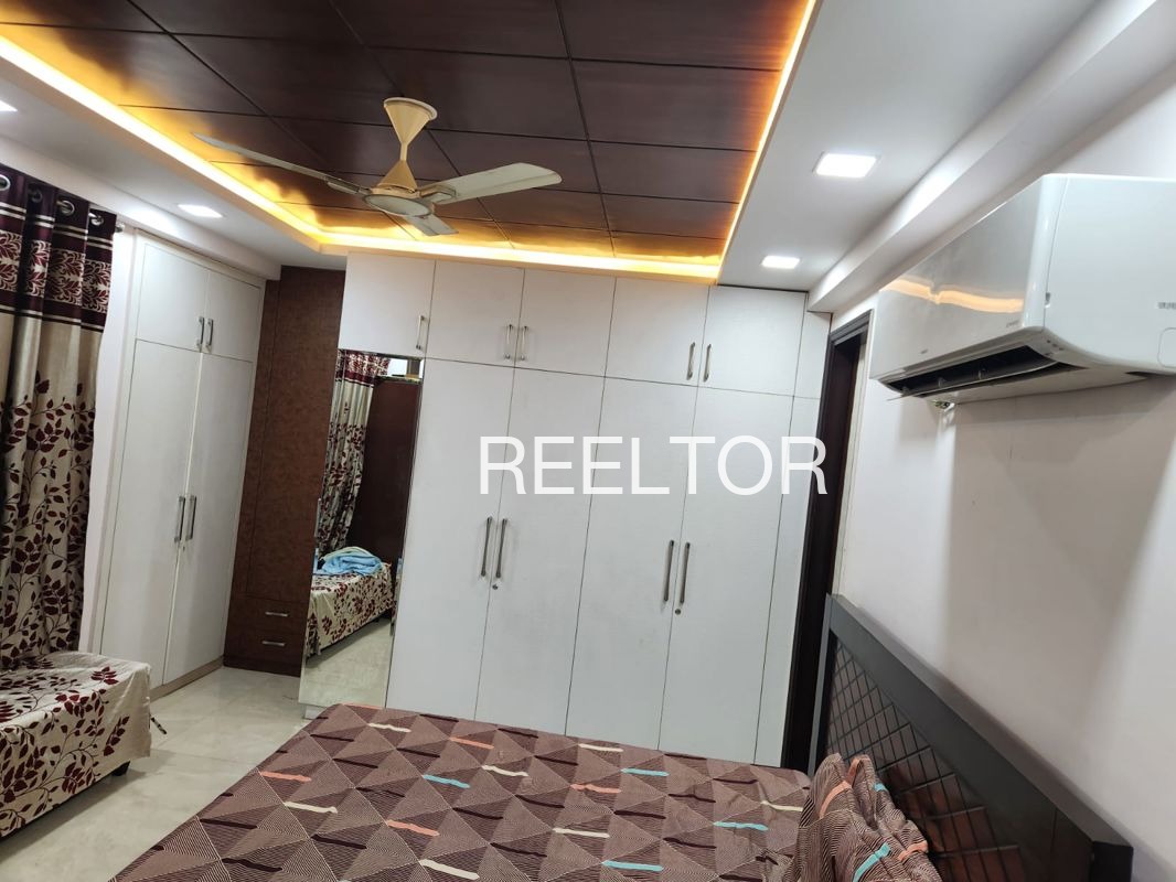 Shop For Rent In Nehru Nagar Defence Colony