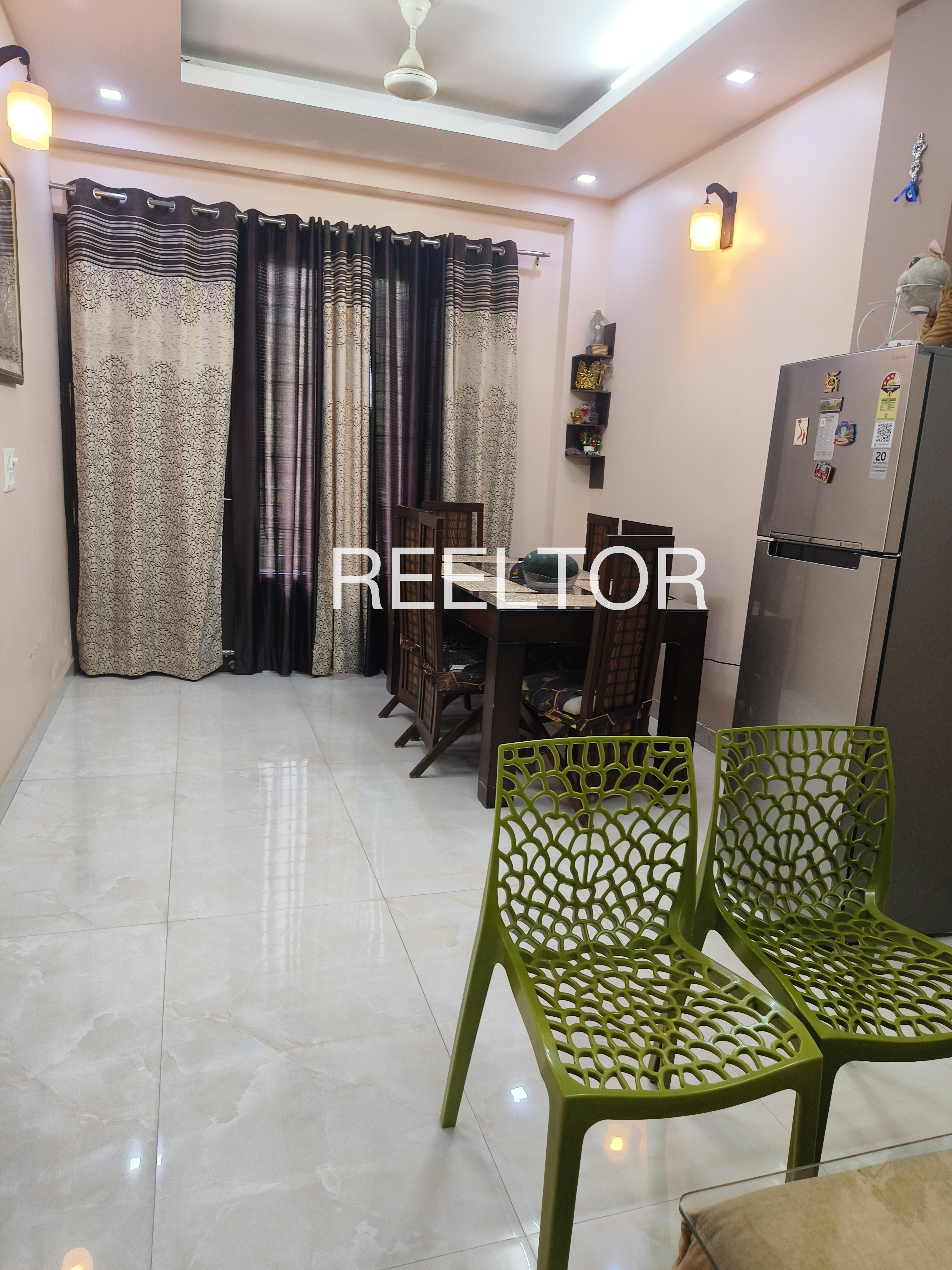 Shop For Sale In Jaklni Pratapnagar