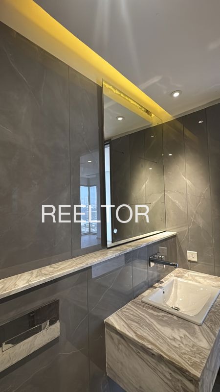 Shop For Sale In Hugai Atholi