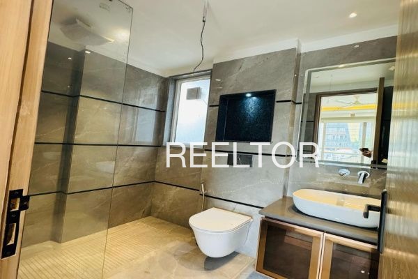 Shop For Sale In Manjmi Doda