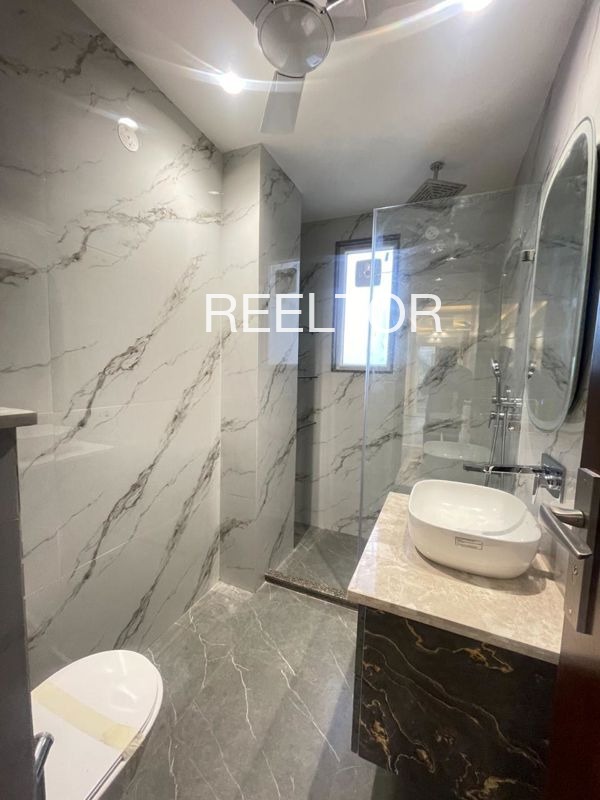 Shop For Rent In Talana Puttasing