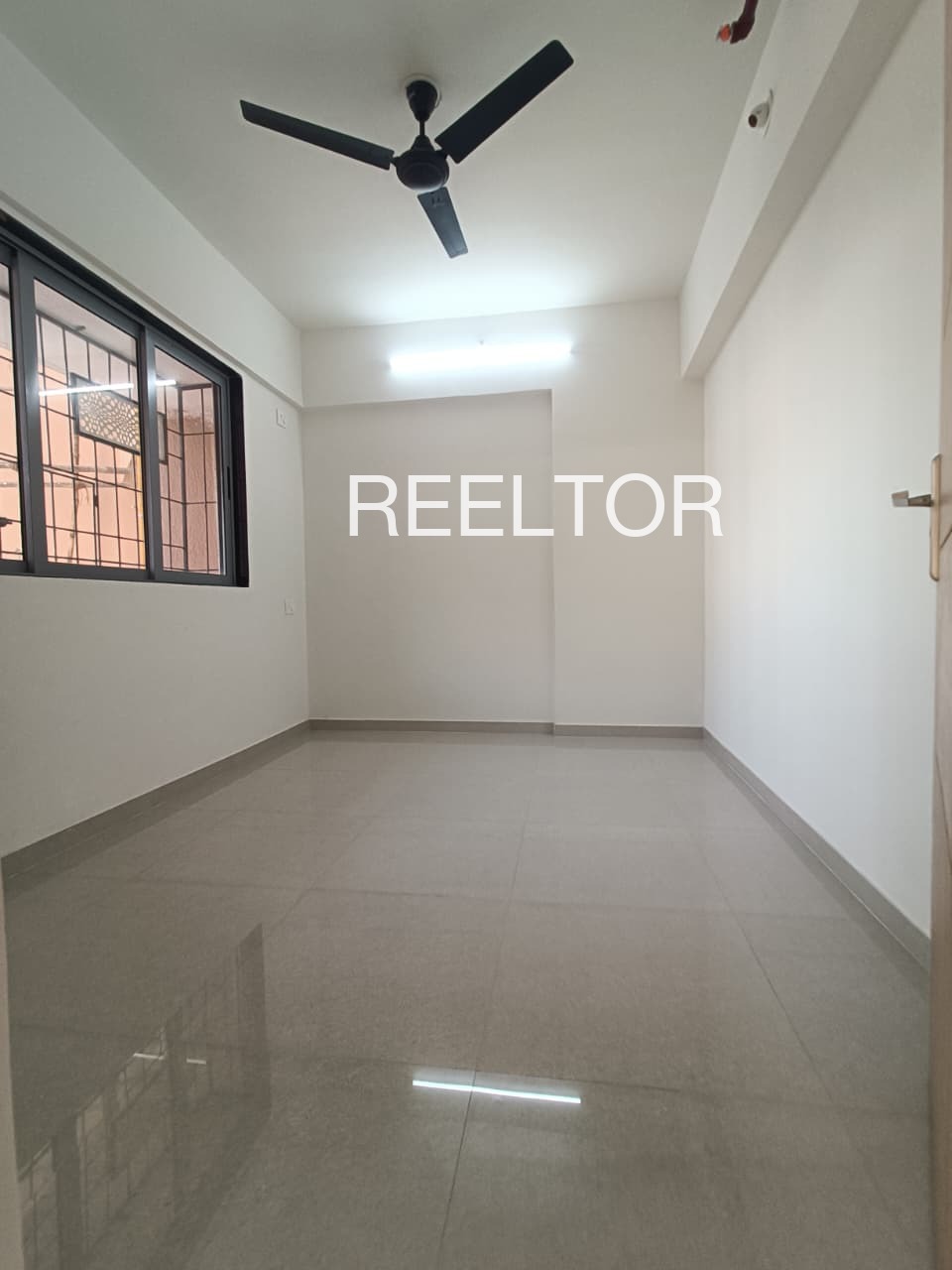 Shop For Sale In Hakki Pikki Colony Ramanagara