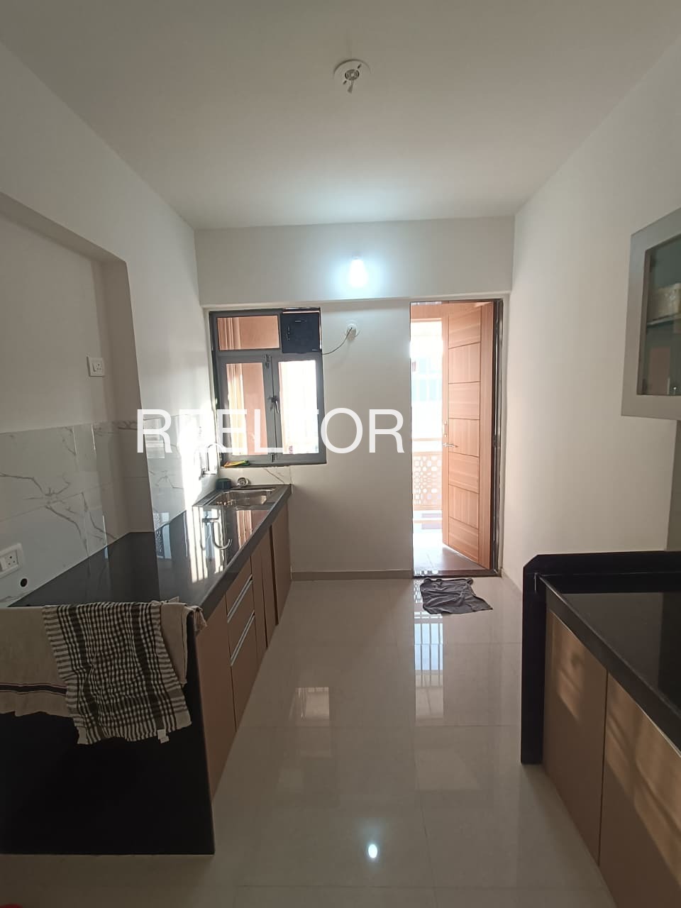 Shop For Sale In Jachos Banihal