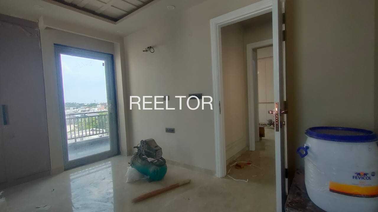 Shop For Sale In Shedala Ashti