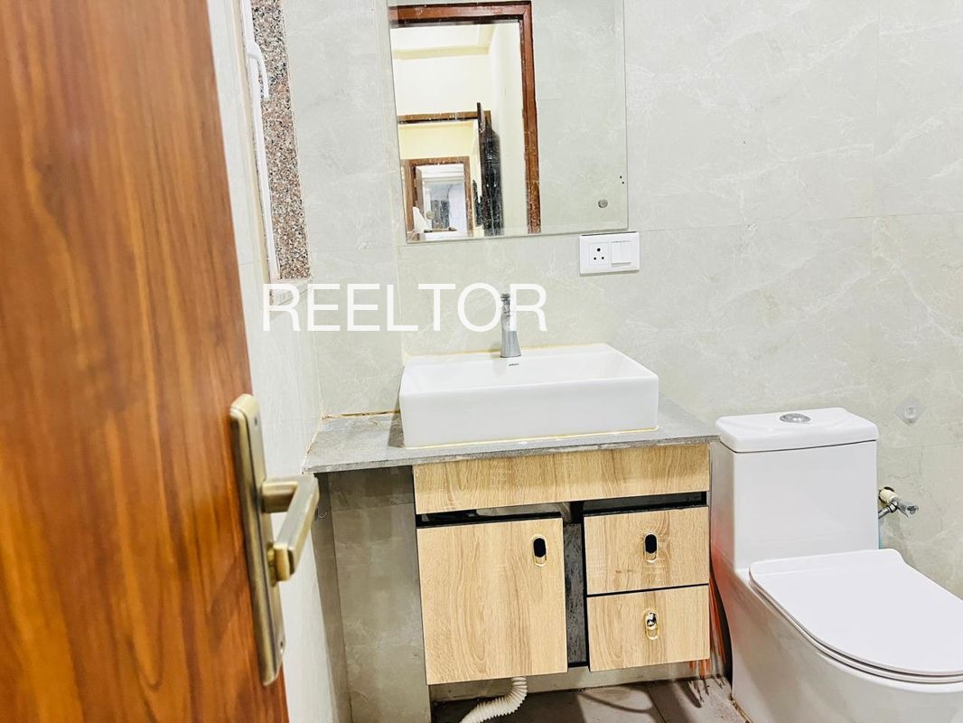 Shop For Rent In Kurla East