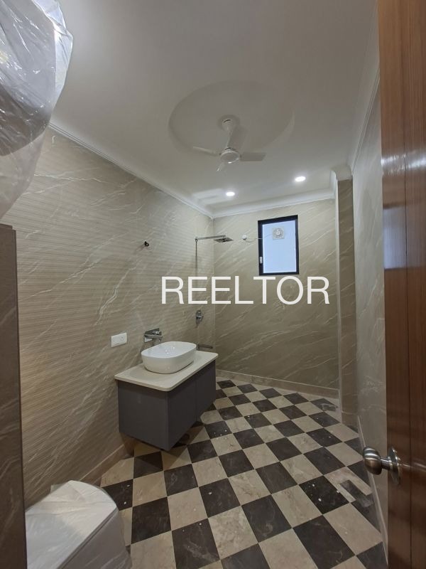 Shop For Sale In Dunlop Barrackpore