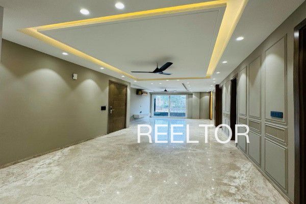 Shop For Sale In Kunde Uran