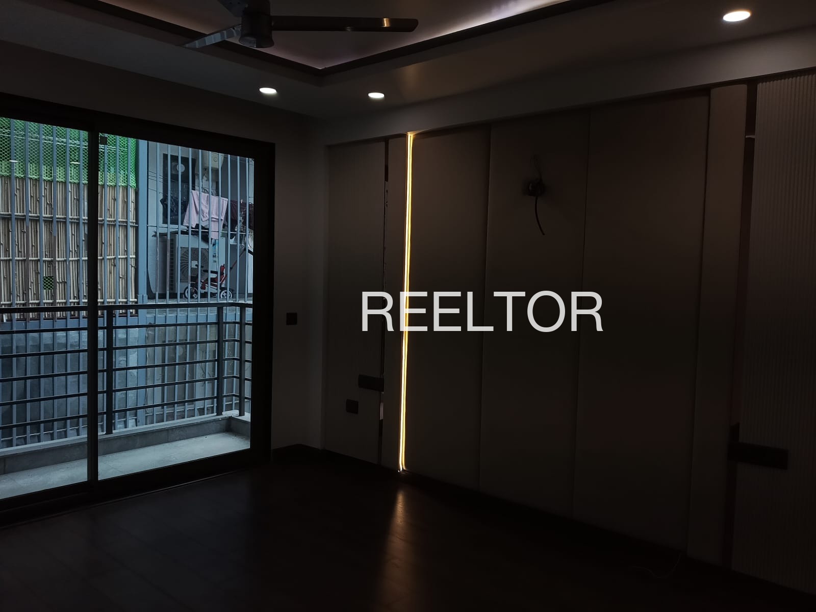 Shop For Sale In Sihrasgaon Nile Shegaon