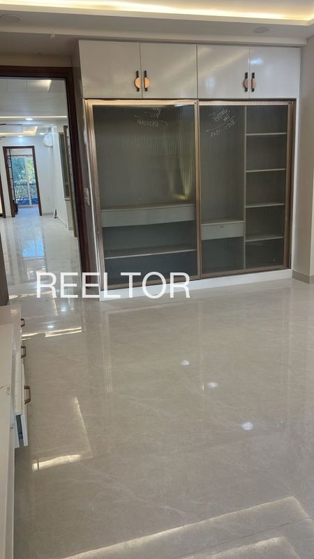 Shop For Rent In Ratan Basai Porsa