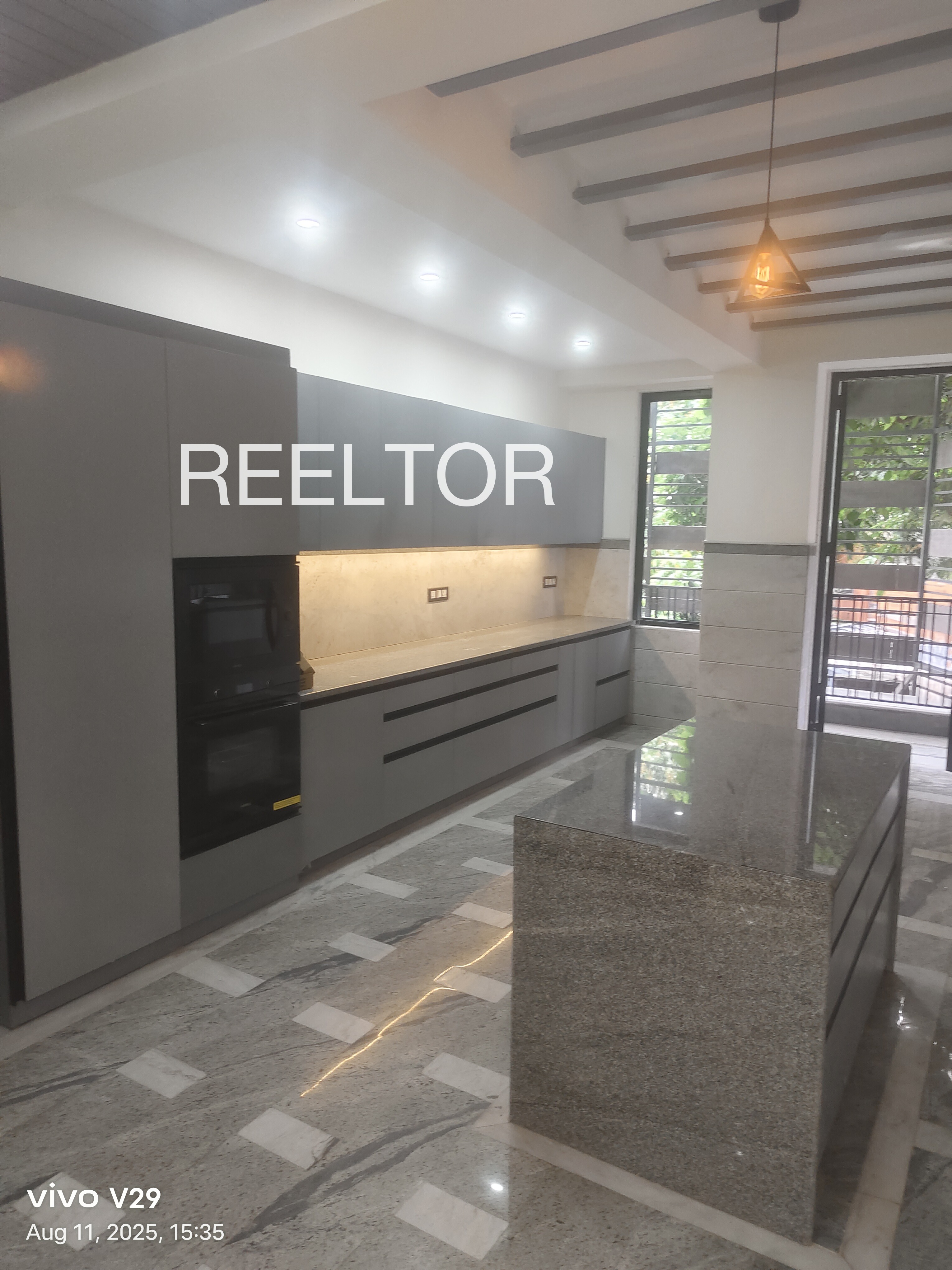 Shop For Sale In Kahara Thathri