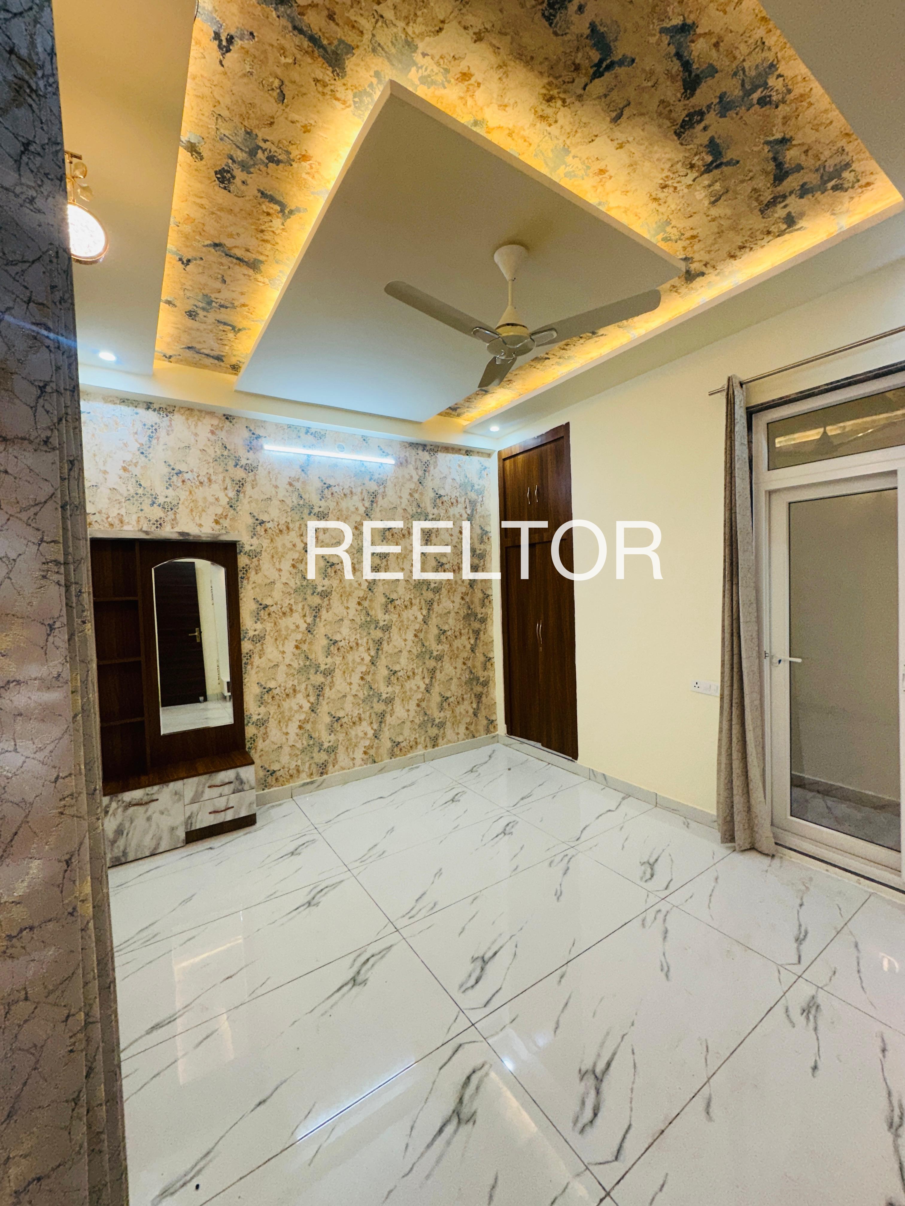 Shop For Sale In Solapurwadi Ashti