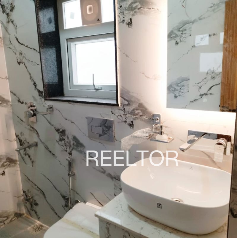 Shop For Rent In Khurmabad Lateri