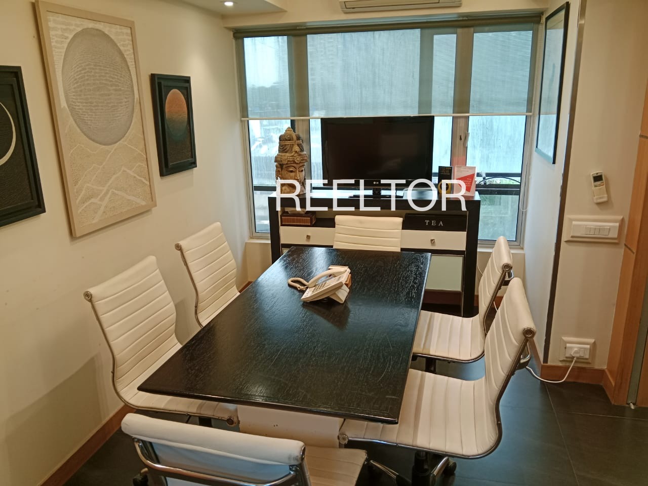 Shop For Sale In Kunde Uran