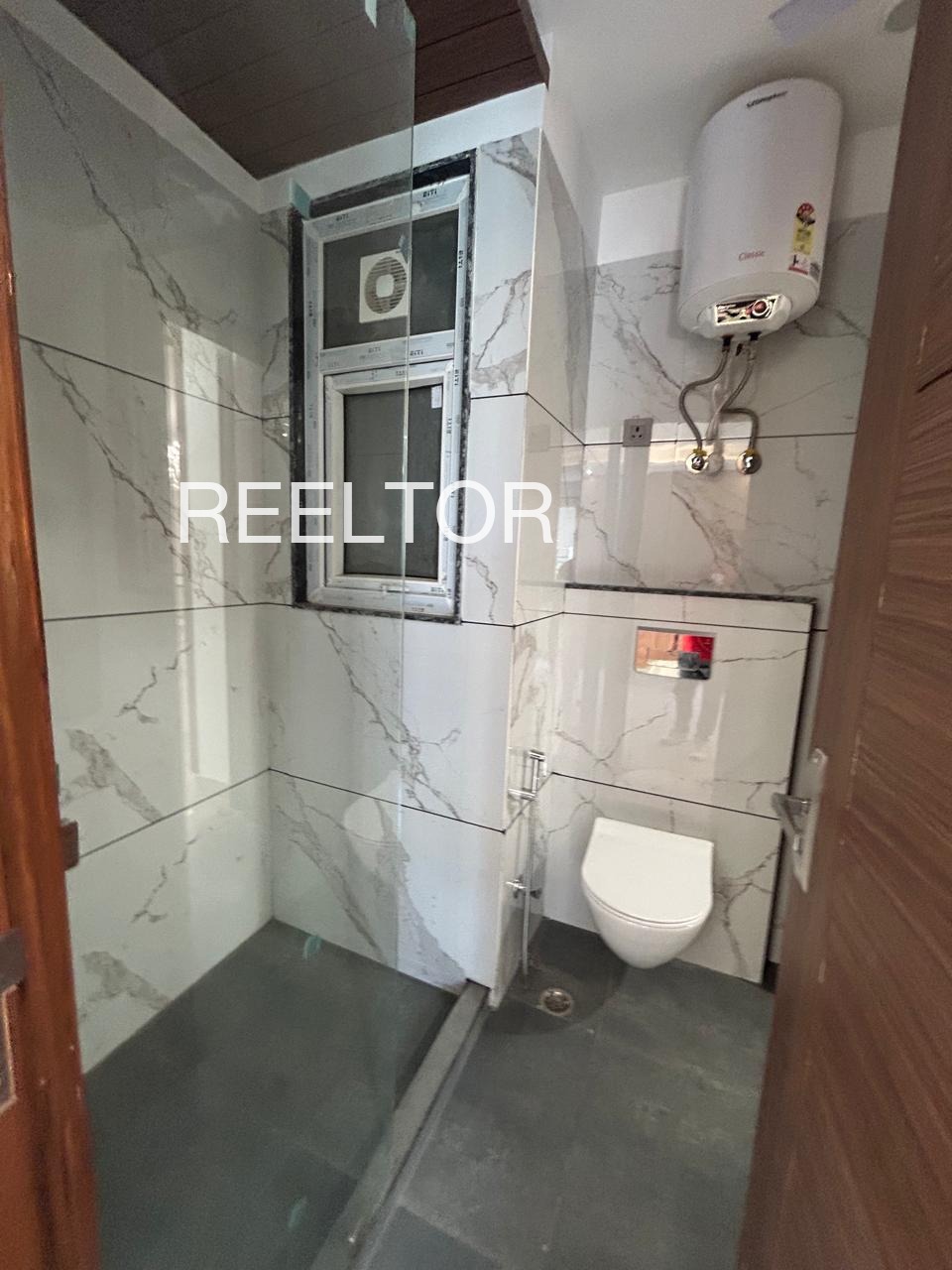 Shop For Rent In Sandhana Chaubatta Khal