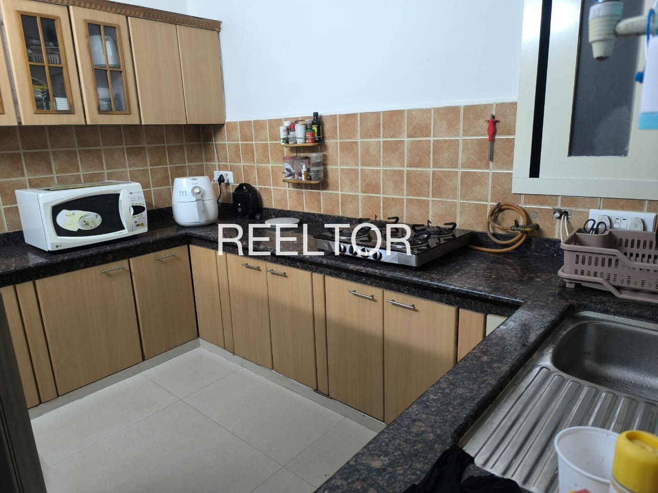 Shop For Rent In Rusipada Kanpur