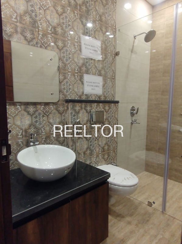 Shop For Sale In Mallikdangal Sarath