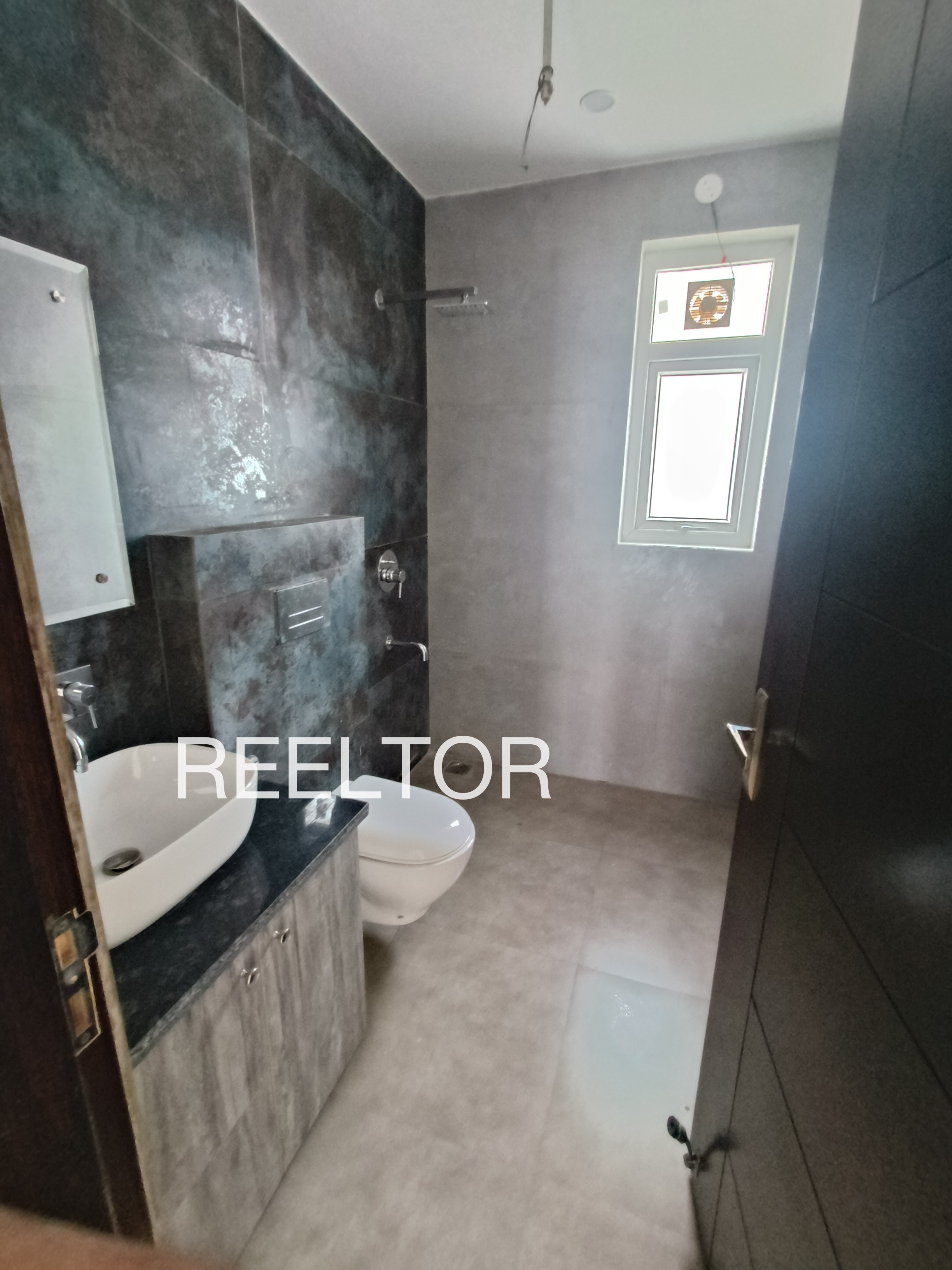 Shop For Rent In Semalizadid Ichhawar