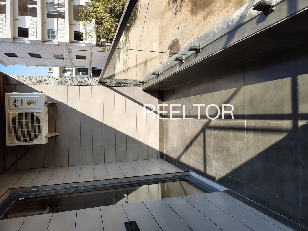 Paying Guest In Uzan Bazar Guwahati