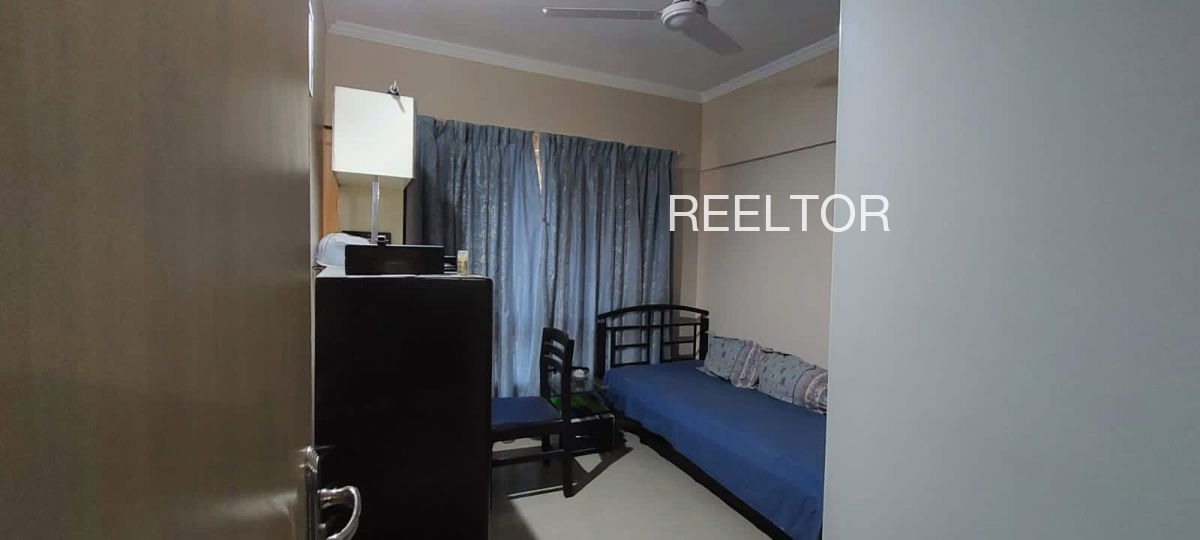 Shop For Sale In Hatinhal Banihal