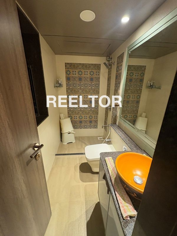 Flat For Sale In Vishwakarma Colony Kalkaji