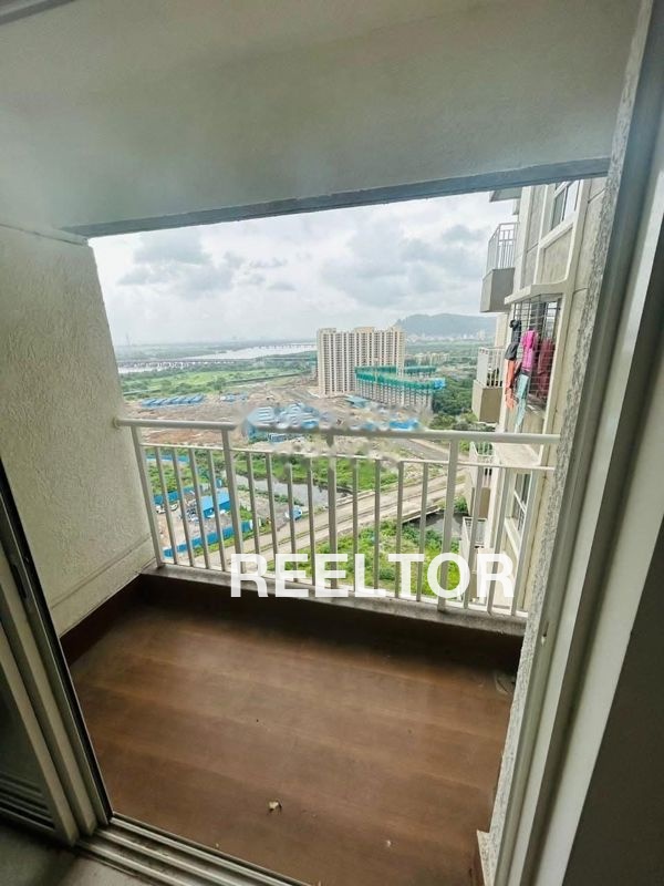 Flat For Sale In Hiyund Padhar