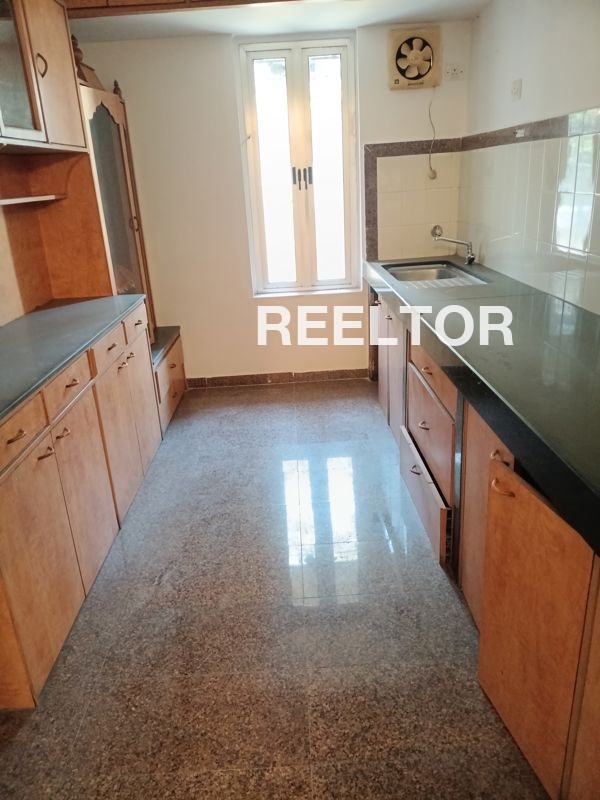 Flat For Sale In Larkipora Dooru