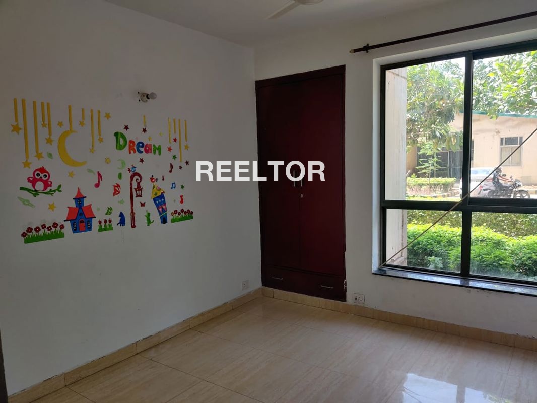 Flat For Sale In Sianj Chachyot