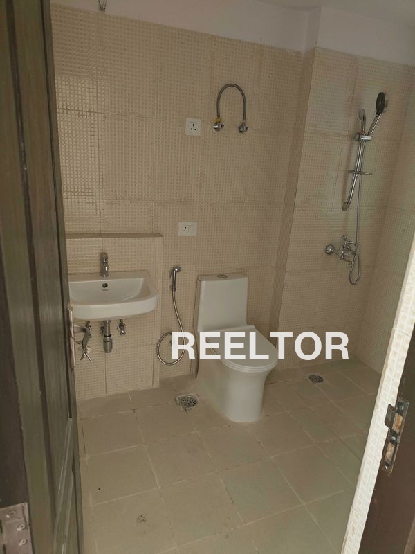 Flat For Sale In Tandi Sohan Pura Asnawar