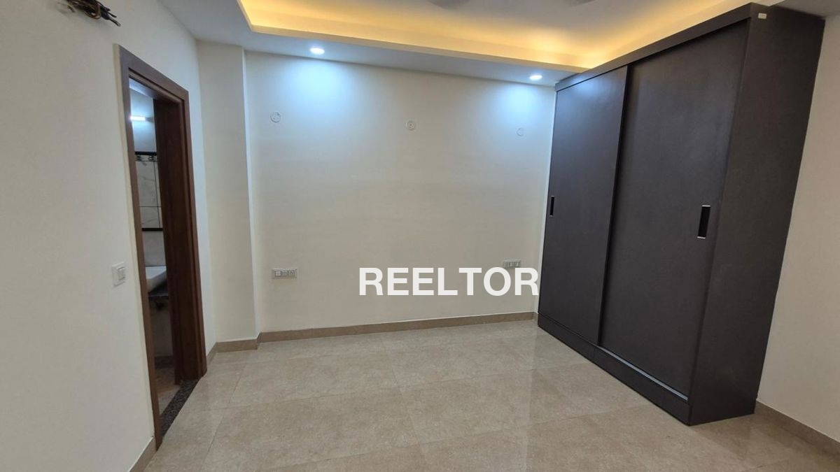 Flat For Rent In Kandamkuttichal Colony Hosdurg