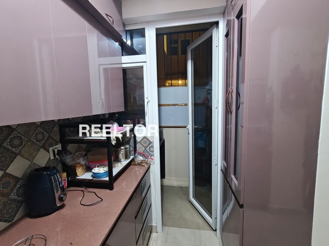 Flat For Sale In Torali Khanapurau