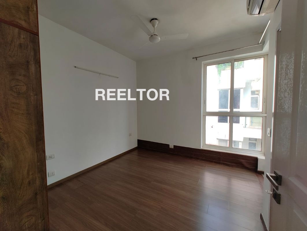 Flat For Sale In Tato Saluni